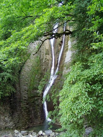 Ореховский водопад в Сочинском парке
