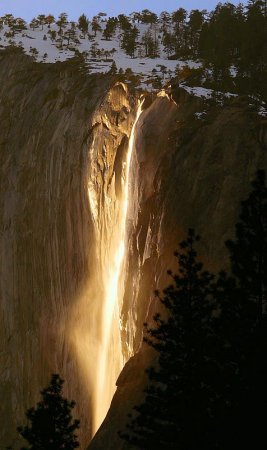 Огненный водопад "Лошадиный хвост"