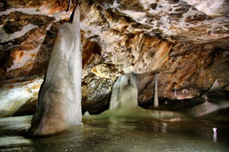 Донршанская пещера