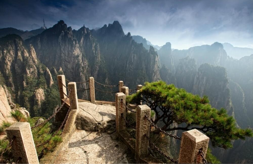 Мостик, дорожка в горах Хуаншань
